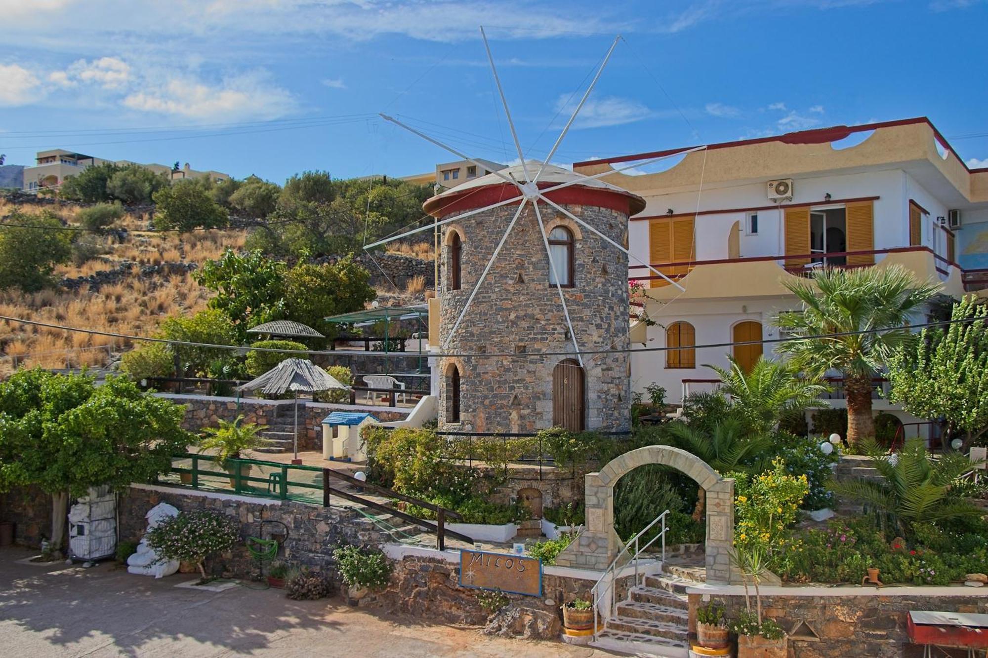 Milos Apartments Elounda Екстериор снимка