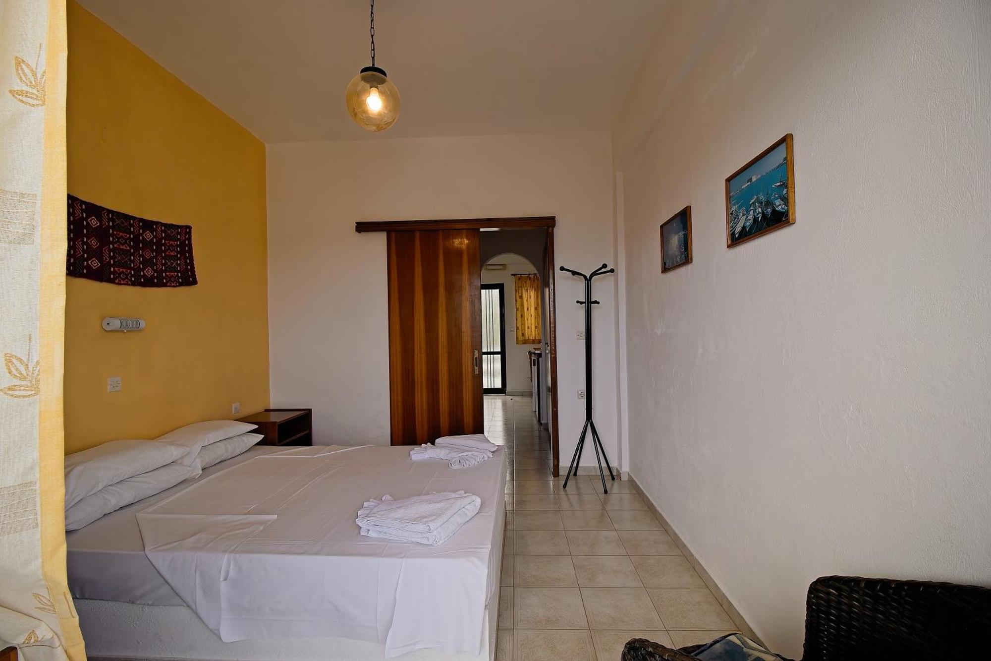 Milos Apartments Elounda Екстериор снимка